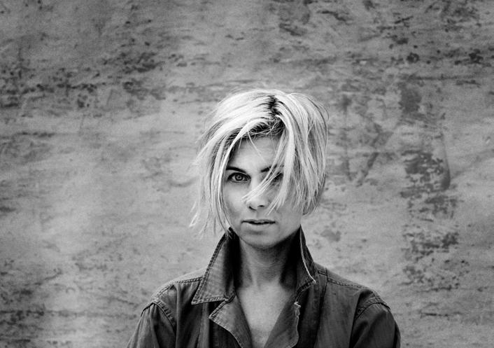 december se även www.vaxjo.se/evenemang Vem blir Växjö Lucia? Luciakandidaterna intervjuas live och bjuder på sång och julstämning. Här kan du träffa luciakandidaterna och höra när de intervjuas.