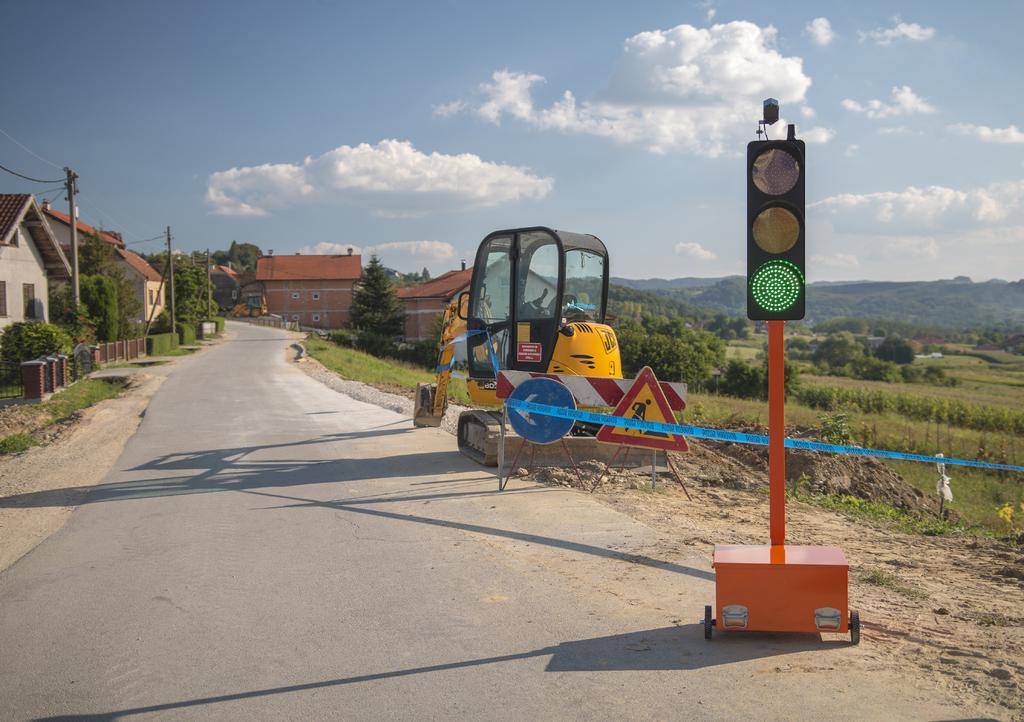 Mobila trafikljus Våra mobila trafikljus är byggda med den senaste tekniken som marknaden har att erbjuda.