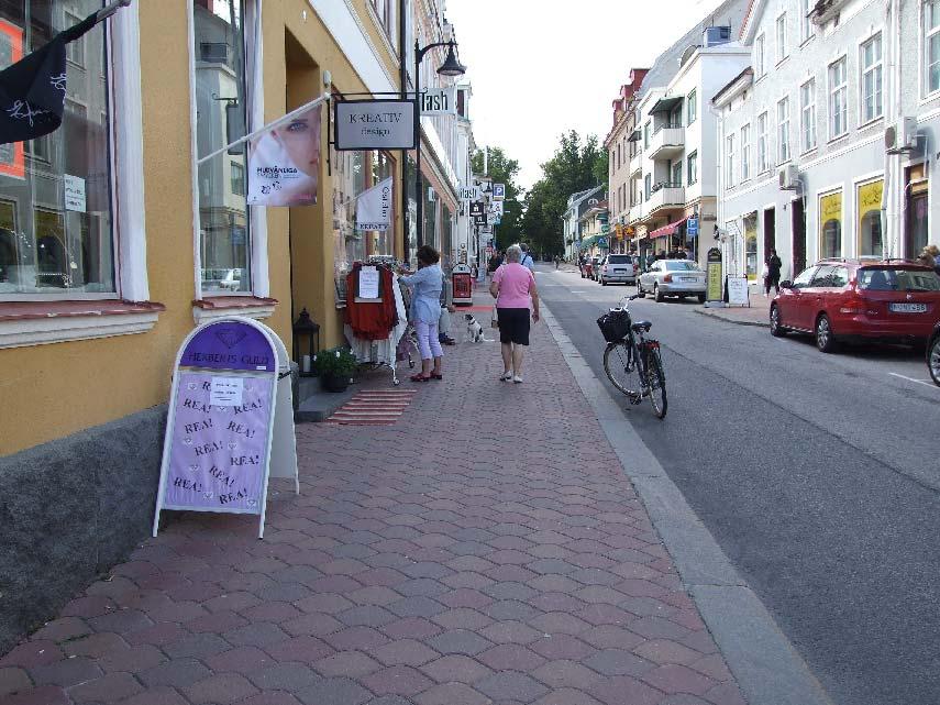 Stadskärnan i Västervik Handeln i en kommun med Västerviks karaktär förekommer i väldigt olika miljöer och skepnader.