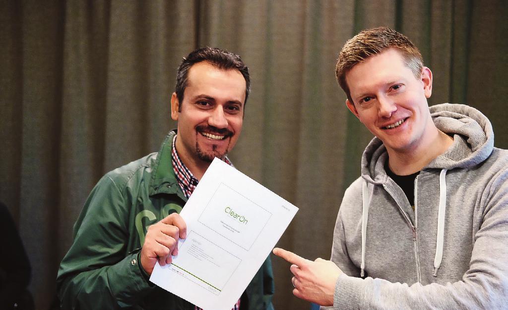 ANSVAR & SÄKERHET Har du koll på regelverket? Nawar Ibrahim från Direkten Svea och Mattias Ekelund från Torsviks Tobak & Spel på ombudsträffen i Stockholm.