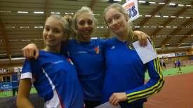 kan se ut. En nöjd medaljtrio.