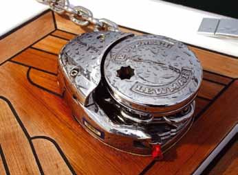 med skyddsklass IP68 För båtar med en löa på upp till 14 m 2011 Hanse Yachts V1, V2, V3 trumspecifikationer Part Number Gypsy Only Gypsy Drum Model Gypsy No Voltage 6671011107-138 (USA Only) V1 000