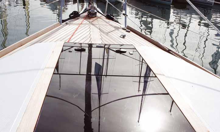 3. Lukor och ventiler Flush Hatch Size Range Lewmar Flush Hatch fitted to Gunfleet 43 Infällda luckor, mått X R X1 R1 Y Y1 W Z All sizes Area 2A.