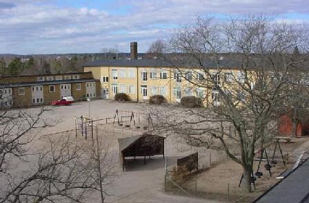 Hellström Tel 0470-41953,