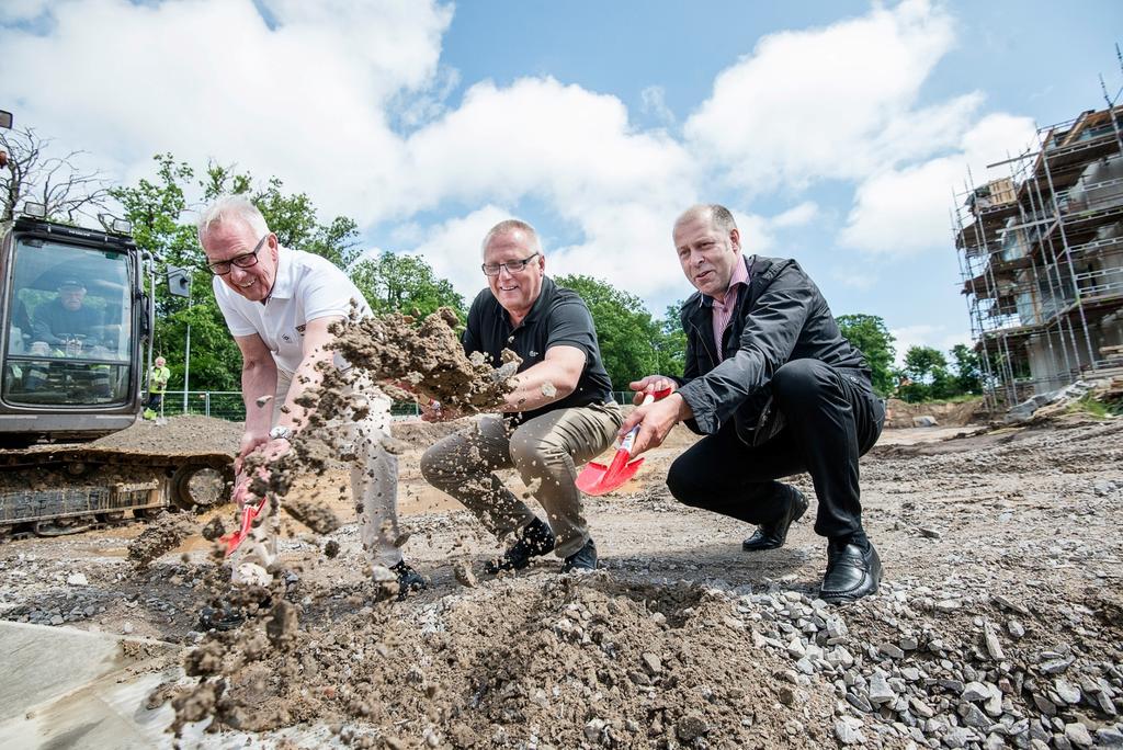 Första spadtagen av ordf.