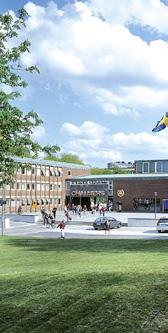Här finns ett av Sveriges största kårhus, en stor del av utbildningarna och mycket av forskningen. Campus Lindholmen ligger på Norra Älvstranden en av Göteborgs nyaste och snabbast växande stadsdelar.