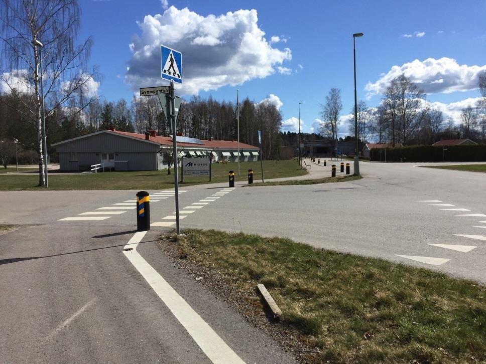 Figur 13 - Indragen cykelpassage längs Norrabyvägen. Cyklande väjer för motorfordon.