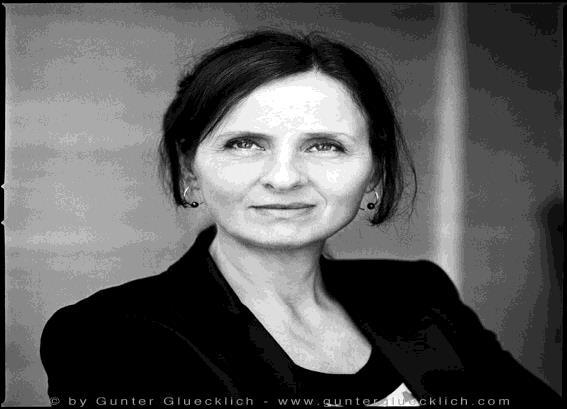 Kursledare Susanna Alakoski, författare, krönikör och Augustprisvinnare. Redaktör för flera uppmärksammade antologier.
