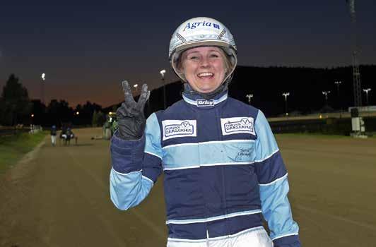 Nästa seger togs i finalen av Solvalla Grand Prix trots en resa utvändigt om Diamanten. Johans häst vann enkelt på,a/0 meter och visade vem som är årgångens bästa häst. Förstapriset var här 00.