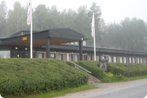 Värd på Fryk-Center Håkan Halstensson. Initiativtagare till caféet var James Falkman som tillsammans med VIS styrelse deltog.