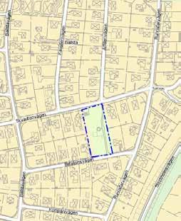 Skvadronvägens lekplats Lekplatsen ligger i ett bostadsområde och har stora gräsytor runtomkring.