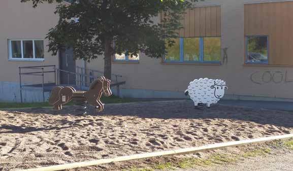 lekplatsinventering lekplatsinventering Karby torg lekplats Karby torg lekplats är en liten lekyta som ligger precis bredvid