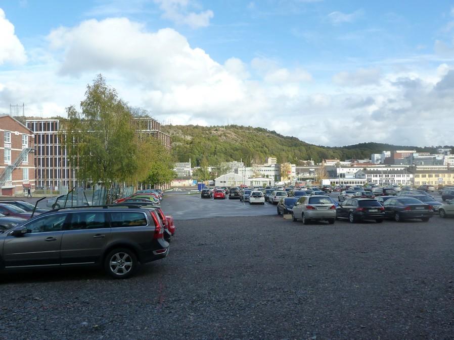 Det ger ett behov av totalt 690 parkeringsplatser för Kängurun 18.