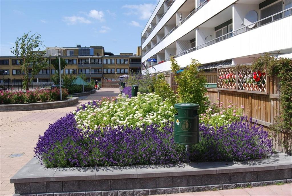 Vi utför en förbesiktning av lägenheten, eventuella kostnader ska vara reglerade innan vi ger vårt godkännande. Vid tilldelning av lägenheten är det din boendetid i nuvarande lägenhet som avgör.