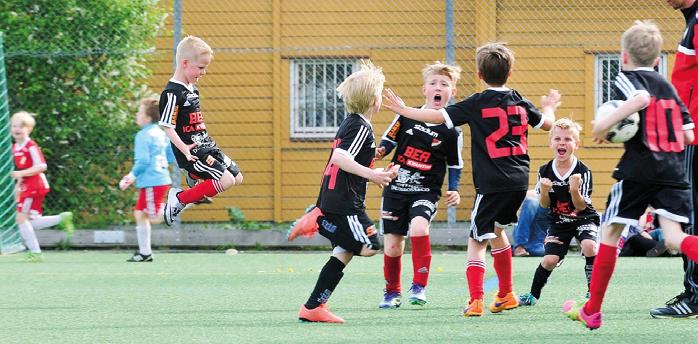 Stiftelsen Dunross-familjen Bohuslän GF Kroppskultur Grohed/Ljungskile IK Kongahälla Kungälvs HK Marstrands IBK Romelanda UF Sportlife IBK Kungälv Stenungsunds HK Stenungsunds IBK Stenungsunds IF