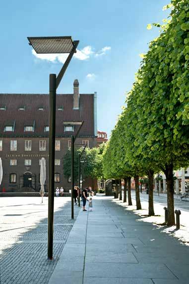 Belysning Torg och platser På torg och platser utformas belysningen efter andra förutsättningar, såsom platsens karaktär, hur den brukas eller dess historia.