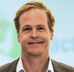 Stockholm HB. Styrelseledamot och VD för M2 Gruppen AB samt VD för Locellus AB och Arnhult Invest AB.