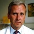 Hjärtsjukvården på Karolinska sjukhuset Kenneth Pehrsson överläkare i kardiologi När hjärtkliniken lämnade Gamla Karolinska en söndag i november 2016 och flyttade in i Nya Karolinska (NKS) hade