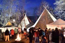 annorlunda marknad där Unga företagare (gymnasieelever) fick ställa ut sina juleljusa idéer.