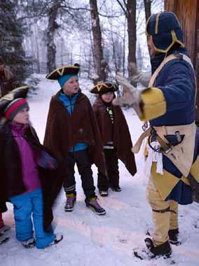 1. Jamtli ska förstärka rollen som regional resurs och samarbetspartner för livslångt lärande, social inkludering och andra utvecklingsfrågor Jamtlis samverkan med skolan har under året varit