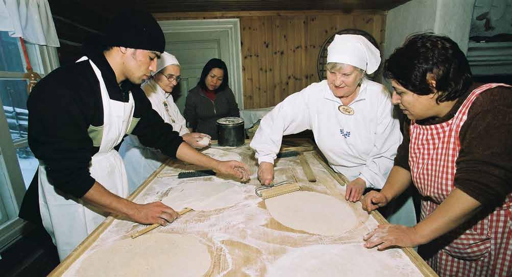 Bidragande till framgången är troligen såväl årets ovanligt skolanpassade utställningar som det faktum att Jamtli nu börjat arbeta med uppsökande skolverksamhet i länet.