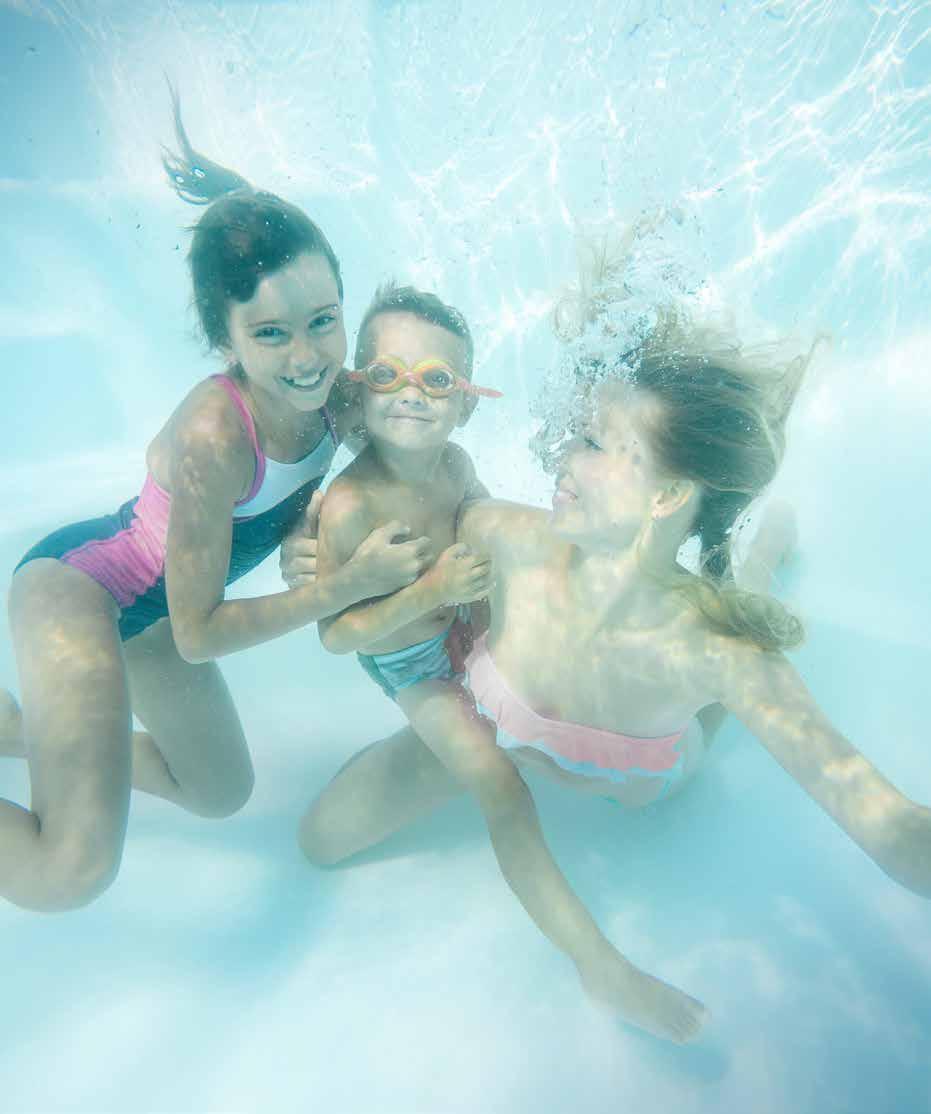KVALITETSPRODUKTER FÖR UNDERHÅLL OCH SKÖTSEL AV DIN POOL I Spara in på vattenrening I Mindre kemi I Filter och pump ska passa