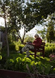 Genom stödet från DHS har vi även kunnat ta fram studier som visar hur en förtätning av bebyggelse i kombination med natur skapar möjlighet för rekreation och aktiv vegetationsanvändning.