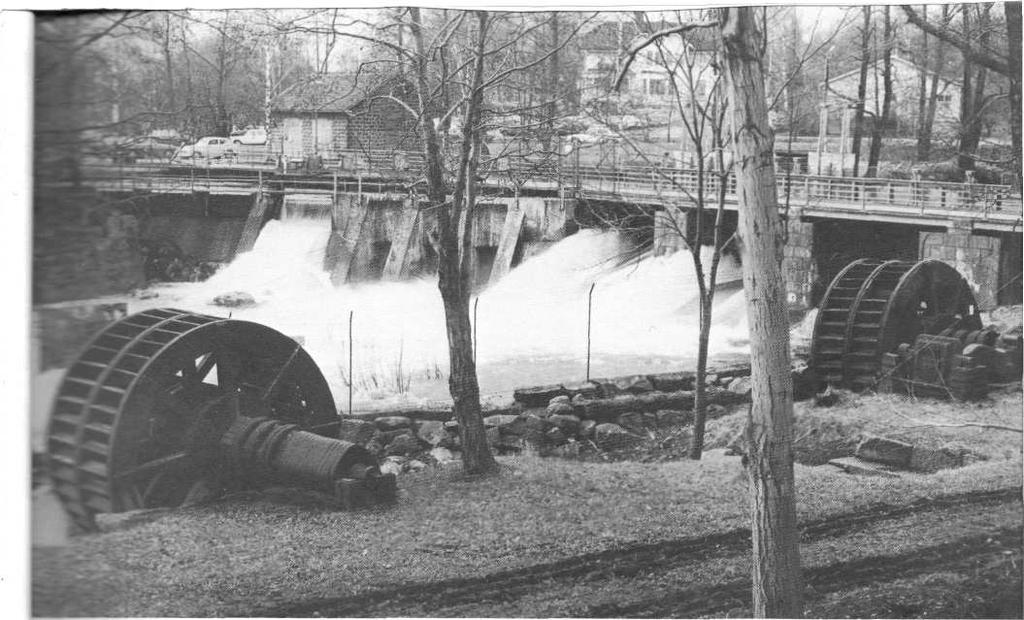 Vattenhjulen vid Bofors minner om den tid, då forsen i Timsälven på mekanisk väg täckte brukets kraftbehov.