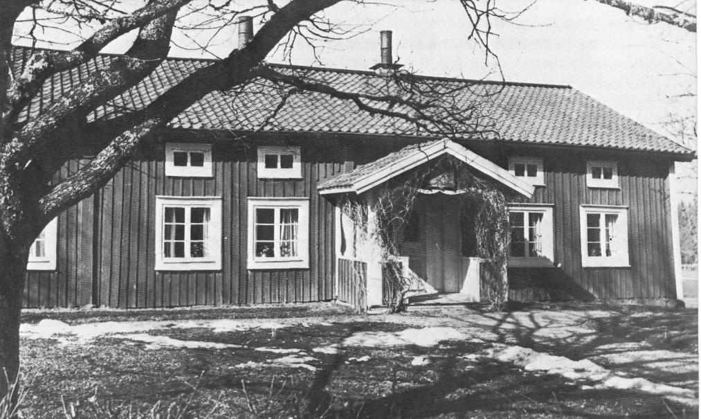 I satsningarna på att göra Karlskogas naturtillgångar tillgängliga för fritidsliv blev Lunedet ett centrum. Därmed bevarades också en typisk gammal bergsmansgård.