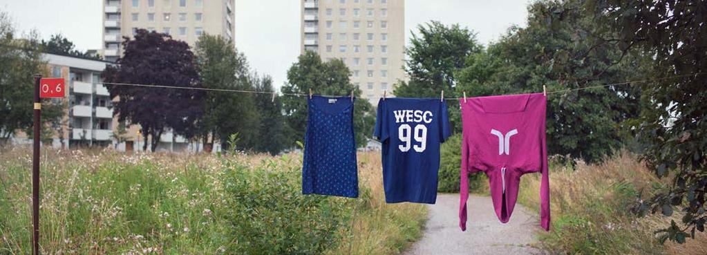 Historik *12 WeSC grundades år 2000 av Greger Hagelin, David Hedman, Pontus Karlsson, Ingemar Backman, Mattias Hallencreutz och Torbjörn Gunnahr, alla med en gemensam bakgrund inom skate- och