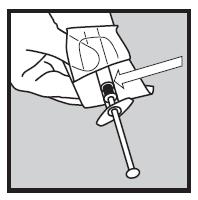 Håll sprutförpackningen och dra SAKTA ut den vita kolven ut till 0,1 ml bakom den förskrivna dosen. (T.ex. om den förskrivna dosen är 0,5 ml, dra ut kolven till 0,6 ml).