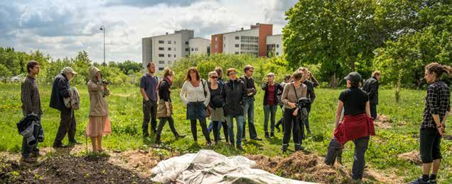 SCB:s medborgarundersökning mäter också hur nöjda medborgarna är med kommunens miljöarbete genom ett betygsindex. Enligt delmålet i LundaEko ska betygsindexet vara minst 75 procent till 2020.