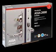 I den kompletta satsen finns allt som behövs för ett vanligt montage. ASSA 2000 Evo är försett med en hakregel som kopplar samman dörren med dörrkarmen.
