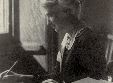 FÖRVALTNINGSBERÄTTELSE När Rädda Barnen bildades 1919 i Storbritannien var många barn i stort behov av hjälp efter första världskrigets fasor.