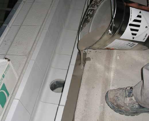 Tillverkning av kapillärbrytande fogar med Sopro EPG 522 epoxiprimer För