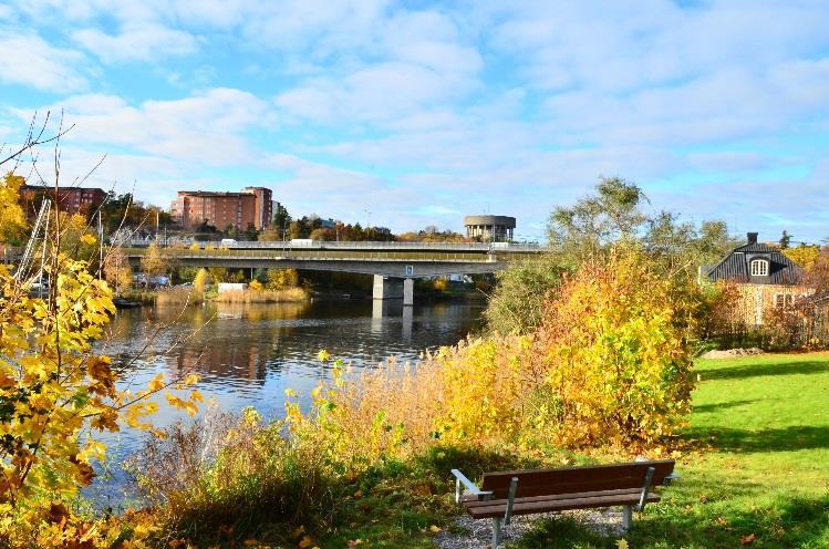 Från Stocksundsbron är siktlinjerna långa, landskapsbilden
