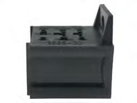 Bosch artikelnummer: 3 334 485 046m. LxBxH 3334485046 Reläsockel Bosch 22x15x23 mm Relähållare för Minirelä Med 4 st 2,8 mm + 5 st 6,3 mm anslutning. Byggbar. Stift beställes separat. Ej UL-godkänd.