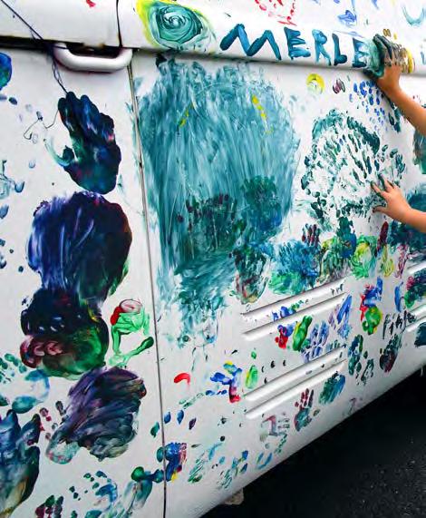 REPORTAGE Transportmagasinet drar till Tyskland och sommarens största bussfest! Häng med på en konvoj full med Folkabussar från den ena VW-huvudstaden till den andra.