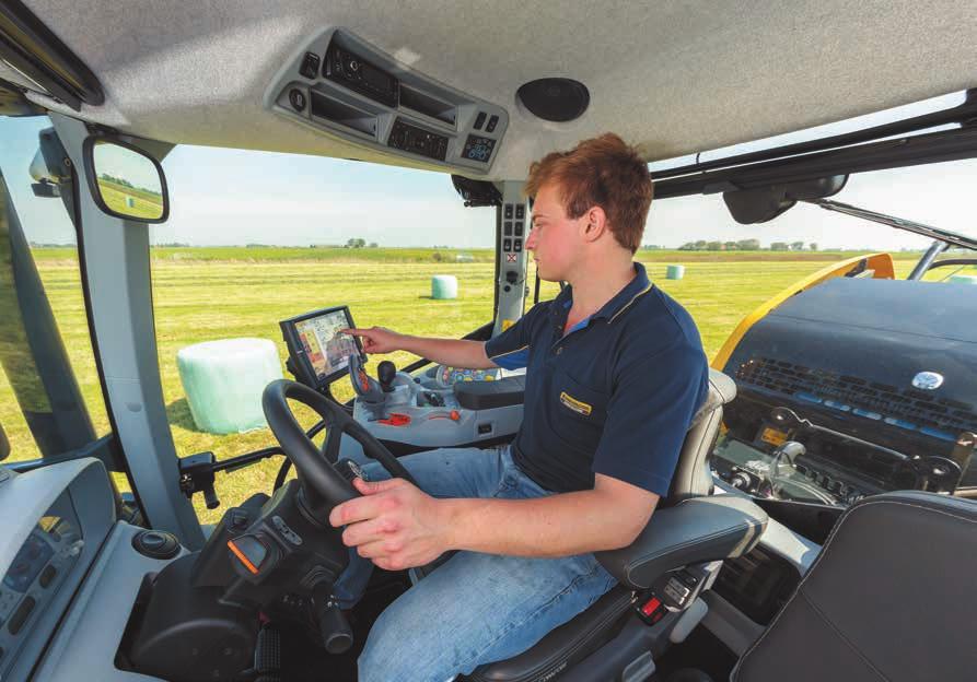 20 ROLL BALER 125 OCH ROLL BALER 125 COMBI ÖVERVAKNING ISOBUS som standard. Det har aldrig varit så lätt att hantera din Roll Baler 125 och 125 Combi.