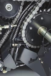 en extra hydraulisk ledning om rotorns urkopplingsalternativ monterats Välj fasta eller svängande pickuphjul som förvaras på dragbommen Båda fasta och svängande