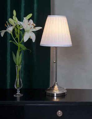 Ra 90 COLOUR RENDERING NATURAL WHITE 4000K 40W 2700K 4000K 336-57 336-57-1 NEW 336-58 EAN 7391482018007 E-NR 8291710 L 10/100 M 45mm N 80mm 2700K 90Ra 450lm 240º 5.