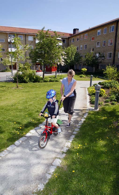 VÅRT UPPDRAG OCH STRATEGISKA MÅL Bolagets övergripande mål Vi är bäst på hyresrätt i Stor-Stockholm Detta är Svenska Bostäders övergripande mål och det som vi alla inom bolaget strävar emot oavsett