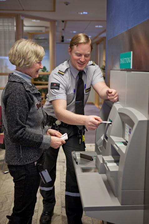 Verksamheten i Frankrike omstruktureras. Arbetet med att sänka kostnader och höja effektiviteten är fortsatt lyckat.