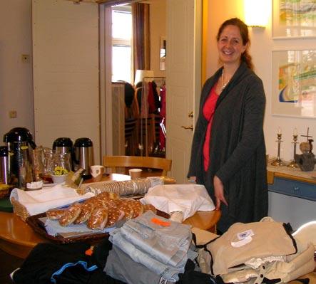 Vårcafé med Blåbärskören Tisdagen den 24 april bjöd Blåbärskören under ledning av