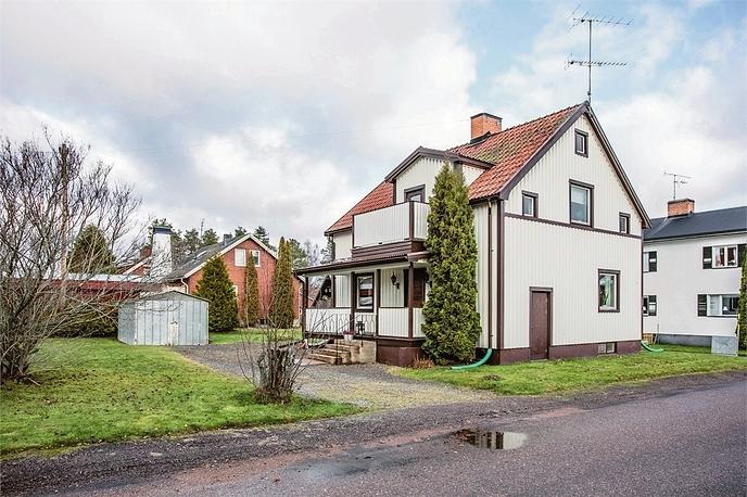 Kaffe med tilltugg VÄLKOMNA Styrelsen Leksandsvägen DALA-JÄRNA, tisdag711 juli kldala-floda, 13-18 Dala-Järna Hotell20