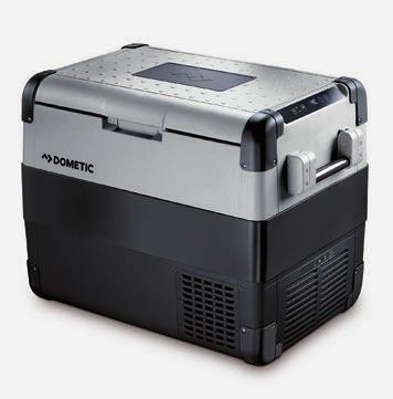 4,5 l svalfack 12/24/100-230 volt Mått BxHxD: 692 x 411 x 398 mm Kylning från +10 C till -22 C Styrning via WiFi-app WIFI-APP DOMETIC CFX 40W Nettovolym: 38 l inkl.