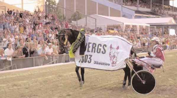 Hugo Åbergs Memorial - World Cup Trot avd. 2 (Gr. I Int.) Jägersro 29 juli. Lätt bana. 1.750.000 kr. 1609 m. 1 Revenue 10,5 1.000.000 21 Kolgjini Lutfi 2 Gidde Palema 11,1 400.