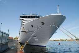 Antal anlöp: 4 Costa Voyager Rederi: Costa Cruises Byggd: 2000 Längd: 180 meter GT: 24 430 Passagerare: