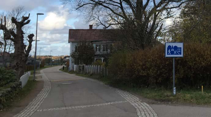 Åsa Stationsväg längs med planområdets västra sida Gamla Kläppavägen norr om planområdet är bred med kantsten