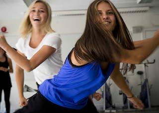 Inriktningar Katedralskolan erbjuder de nationella inriktningarna mot beteendevetenskap och mot samhällsvetenskap. Du väljer inriktning till år två.